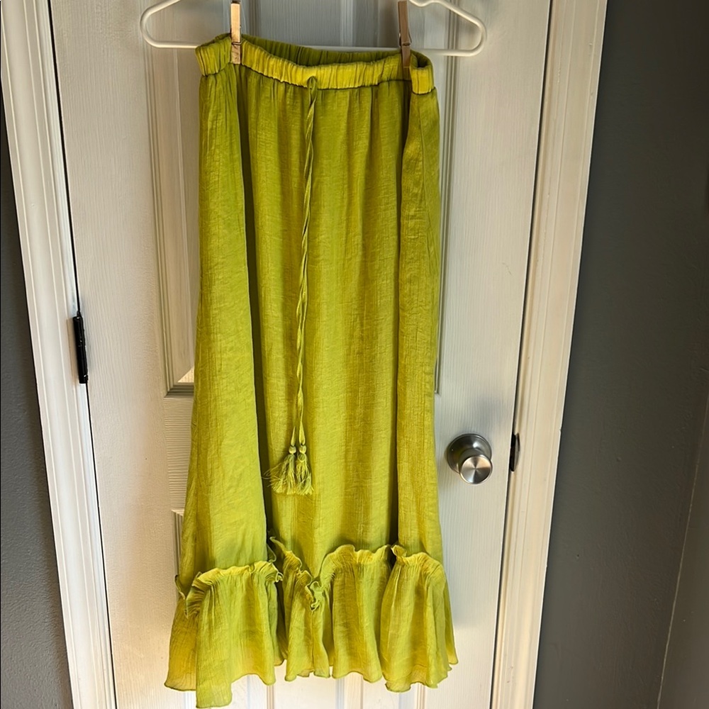 Elegant Lime Women's Maxi Skirt
